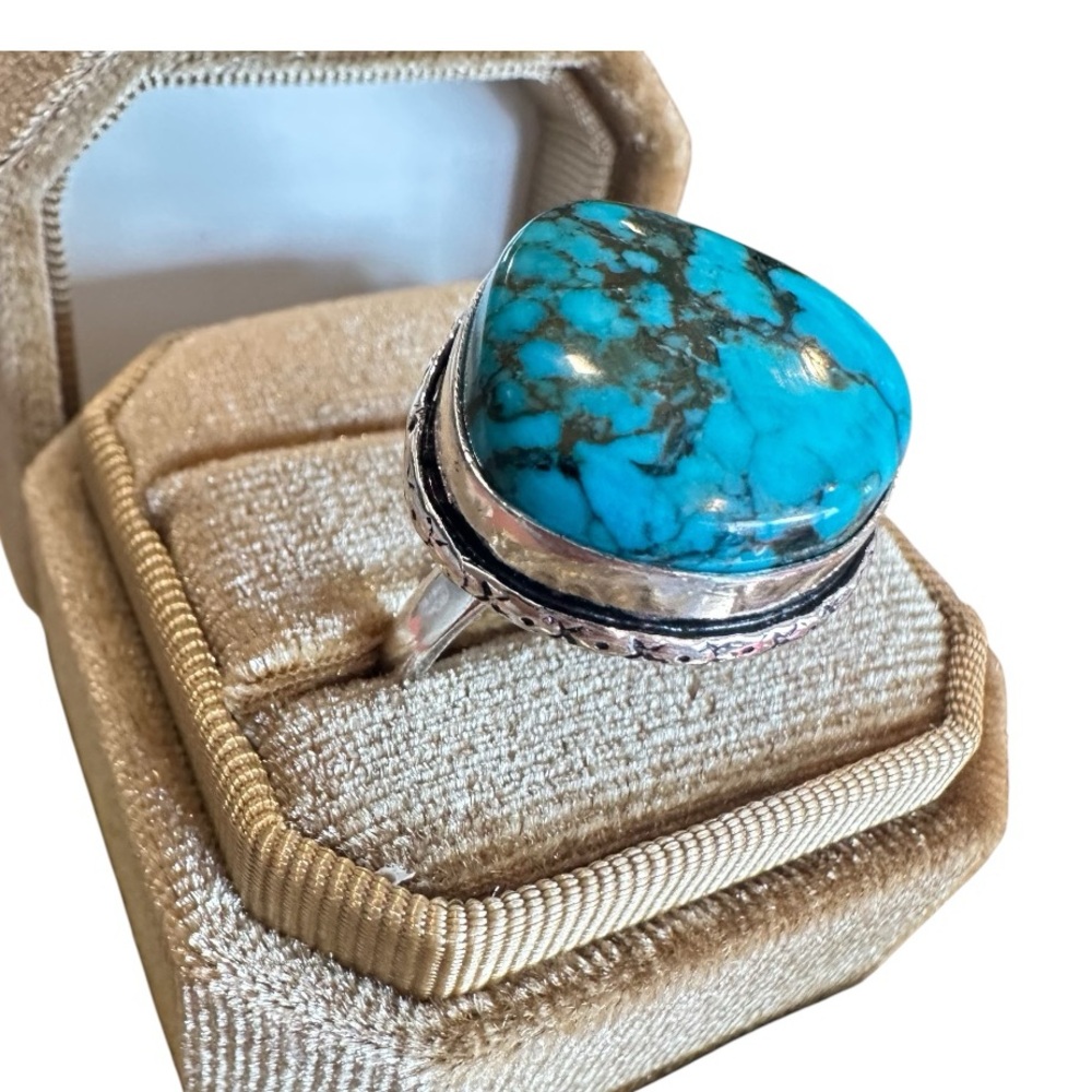 Turquoise Dyed Howlite Sterling Silver 925 Ring